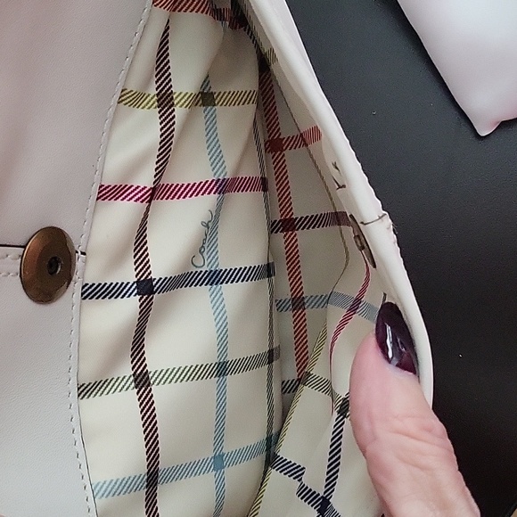 Coach 2008 Winter White Shoulder Bag - Picture 16 of 16